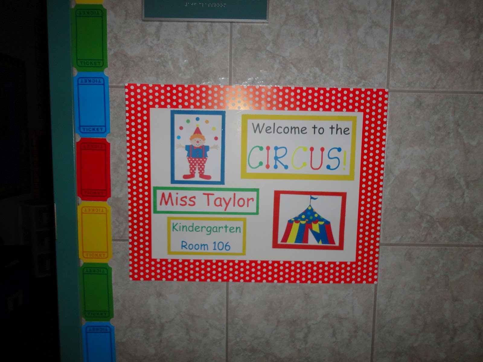 Classroom Reveal!  Classroom reveal, Anchor charts, Classroom organisation